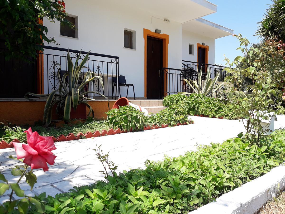 Punta Studios Dimitris المظهر الخارجي الصورة